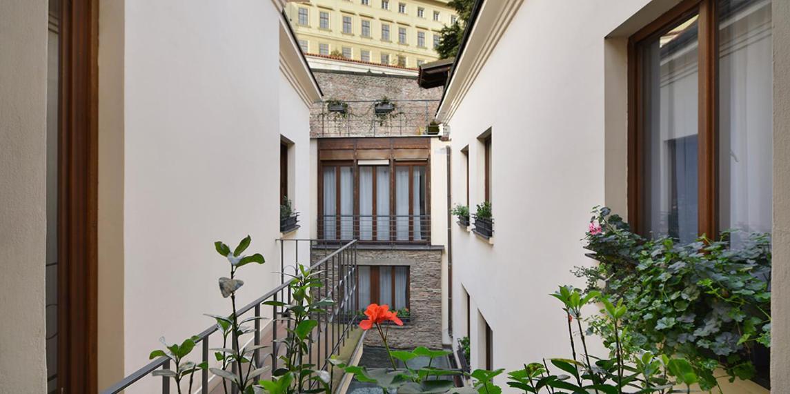 Design Hotel Neruda Prague Exterior photo